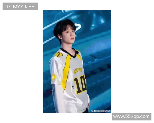 严浩翔心中的足球偶像是谁 揭开他最喜欢的球星背后的故事 严浩翔心中的足球偶像是谁 揭开他最喜欢的球星背后的故事